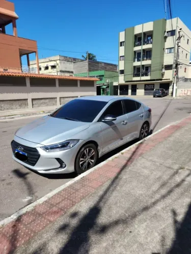 Hyundai Elantra 2.0 16V Flex Aut. 2018