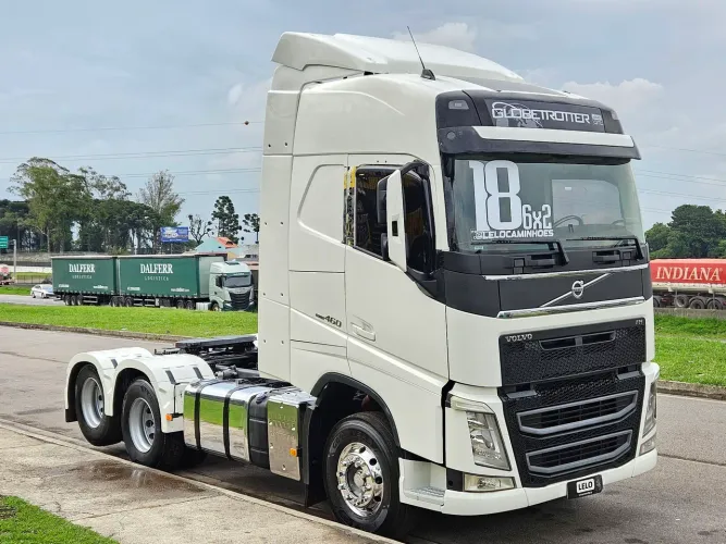 Volvo FH 460 6x2 Globetrotter Ano 18 Automático Mola freio a tambor Roda de alumínio