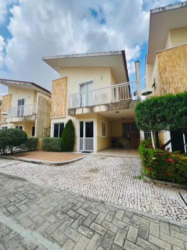 Casa duplex em condom´nio à venda na Maraponga