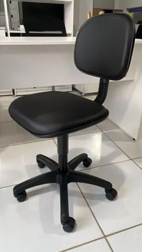 Cadeira secretária giratória 