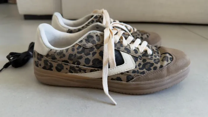 Tênis Bershka Animal Print - Tamanho 37