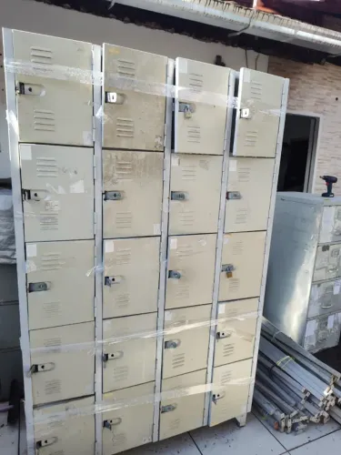 Armário Vestiário 20 portas - Cor Cinza