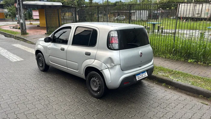 Fiat Uno Attractive 1.0 EVO Fire Flex 8V 5P 2019