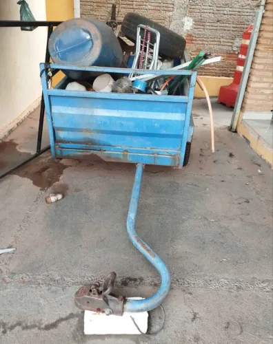 Carretinha p/ moto 1.20 comprimento por 0.85 largura