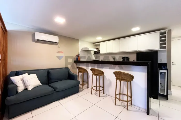 À venda apartamento moderno muito bem localizado em Manguinhos, Búzios