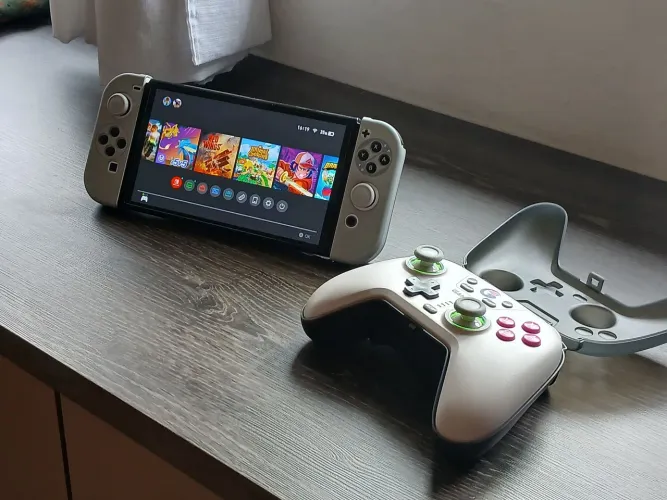 ? Nintendo Switch OLED (4 meses de uso) + 3 Jogos + Acessórios<br>?