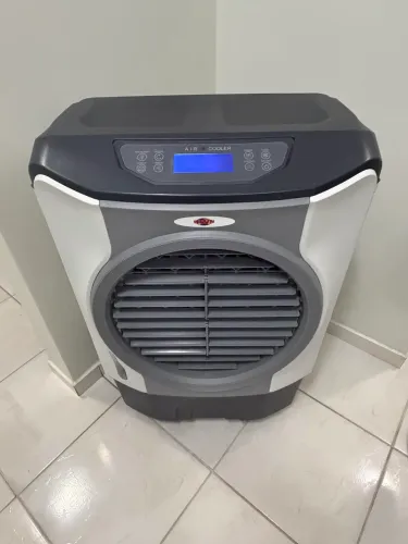 Climatizador de Ar MWM Air Cooler Grande com Controle Remoto - Excelente Estado