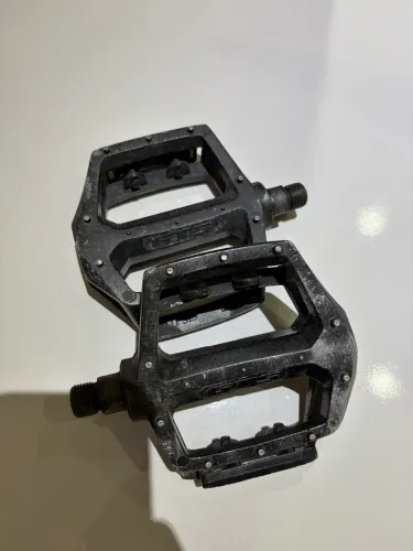Pedal GTS plataforma