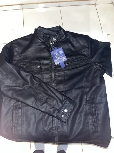 Jaqueta Masculina Premium em Couro Sintético Preto - Estilo, Conforto e Presença!