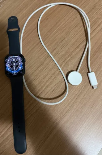 Apple Watch Series 9 45mm GPS Meia-noite - Com caixa e carregador