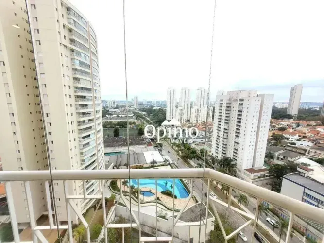 Cobertura a venda e 144m2, 3 dorms sendo 1 suíte, 2 banheiros, piscina privada na cobertur