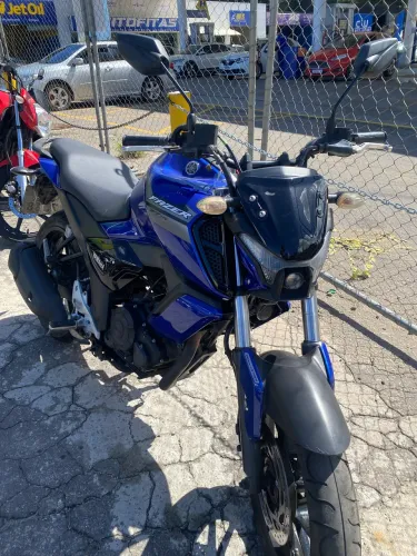 Yamaha FZ15 2023 shalom veículos