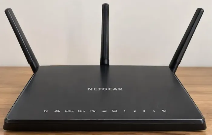 Roteador Netgear R6700v2 AC1750