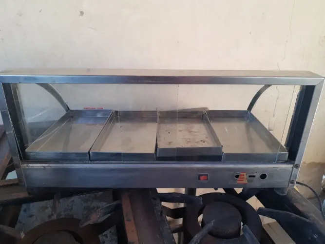 Vendo estufa para salgados com 5 bandeja