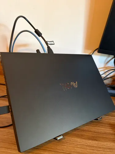 Avell Hyb a52i - i7, 3050, 165hz, 16GB DDR5
