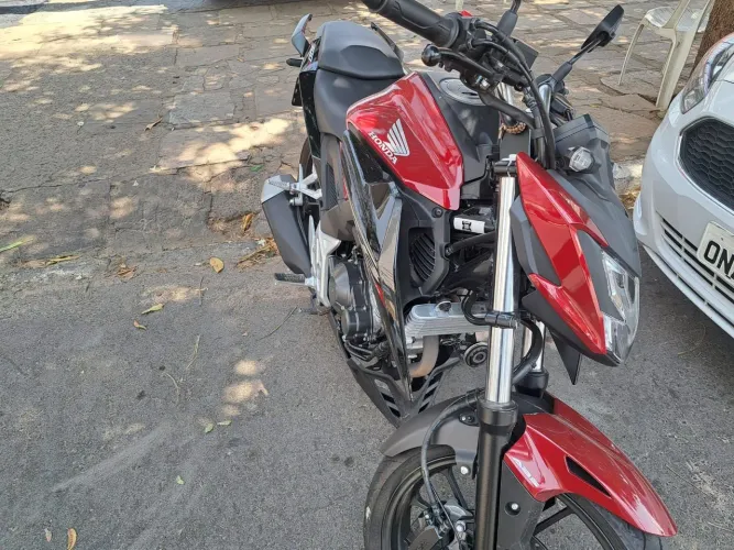 CB300F 2025