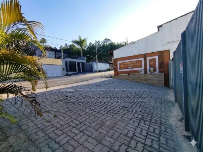 CASA TERREA COND. 2 QUARTOS - CÉU DE BRIGADEIRO - RESIDENCIAL