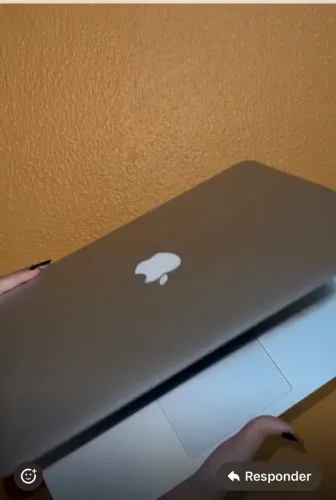 MacBook Air 13