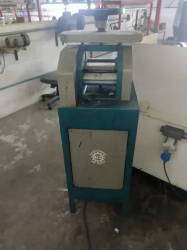 Maquina laminadora , para diversõs trabalho industrial e artesão