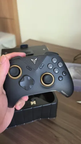 Controle Gamer Flydigi Vader 5 Pro V2 - O Mais Completo (PC, Switch, Mobile)