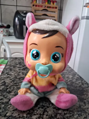 Boneca Cry babie eletrônica 