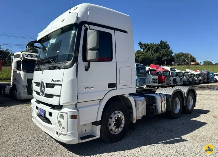 MB ACTROS 2546 6X2<br>2019/2019<br>CABINE CONFORT<br>AUTOMÁTICO