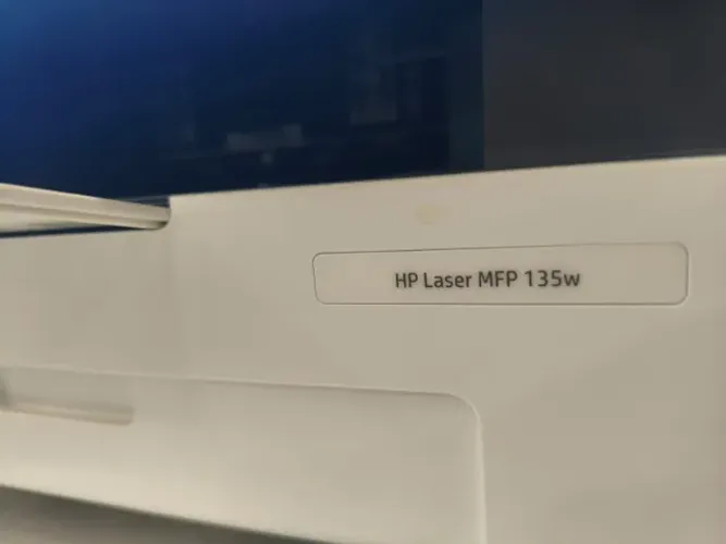 Impressora laser multifuncional