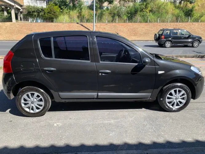 Renault Sandero Expression Hi-flex 1.0 16V 5P 2009