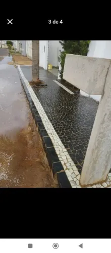 Pedras portuguesa e macaquinho