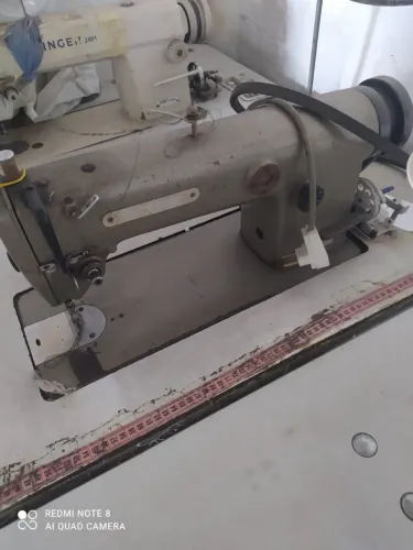 Maquina de Costura Reta