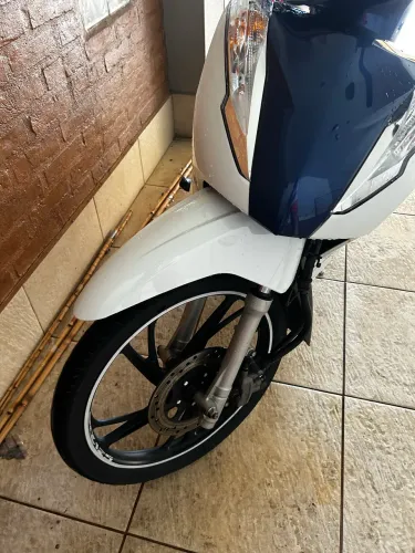 VENDO HONDA BIZ 125i FLEX 2022 - SUPER CONSERVADA! ?