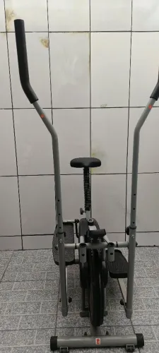 Simulador de caminhada/Elíptico ECT Fitness