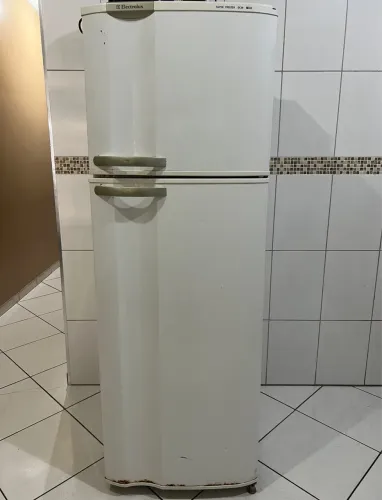 GELADEIRA