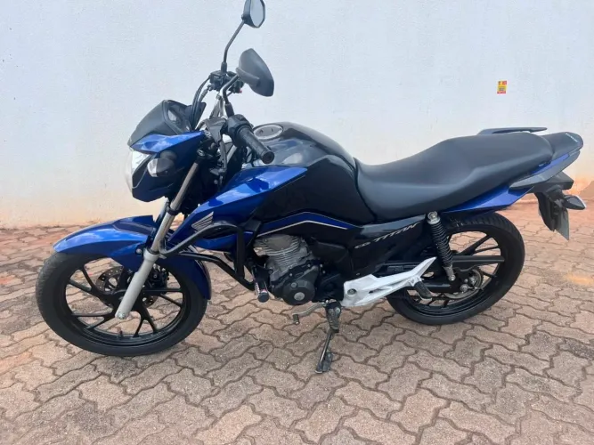 TITAN 160