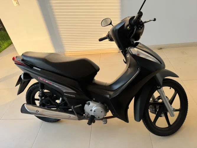 Honda Biz 125 EX 2014