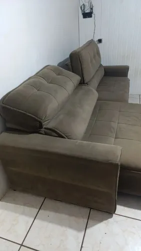 Sofá retrátil e reclinável