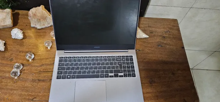 Notebook Samsung E20