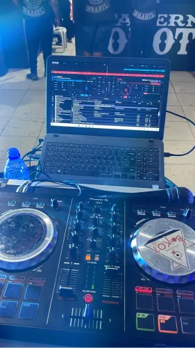 Notebook Samsung + DDJ Pioneer com SERATO + Kase