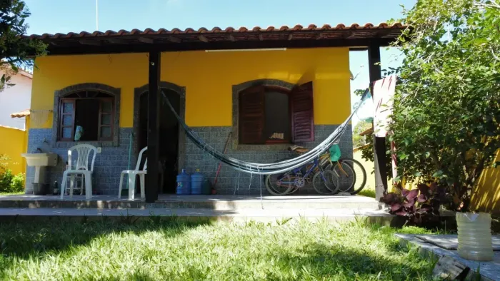 Casa ao lado da Praia  com 2 quartos em Jaconé - Saquarema - RJ