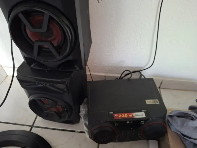 Som mii system LG X Box 45 220w
