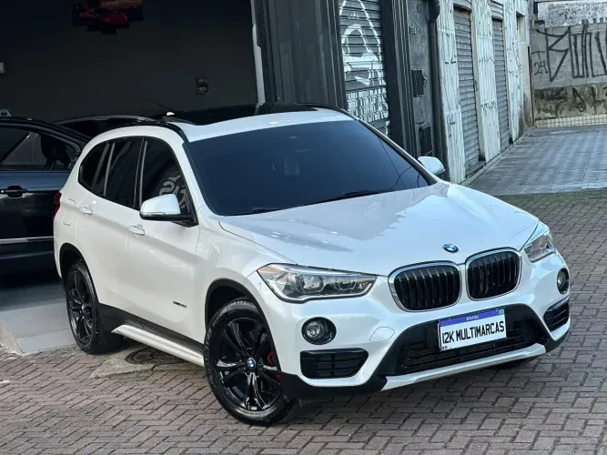 BMW X1 Sdrive 20I X-line 2.0 TB Active Flex 2016