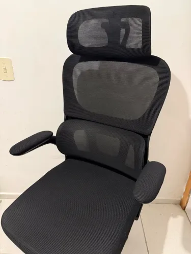 Cadeira Ergonômica Mesh Ajustável com Apoio de Cabeça