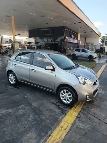 Nissan March SV 1.0 12V Flex 5P 2020