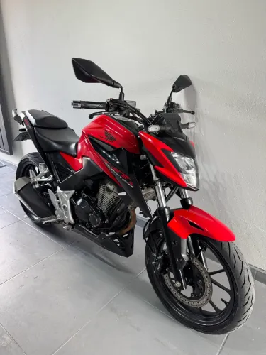 Honda Cb 300f Twister