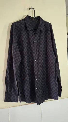 Vendo camisa Louis de Vuitton marca grifada