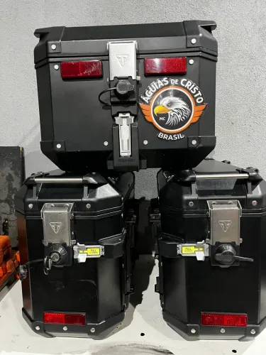 Baús lateral e central triumph tiger 