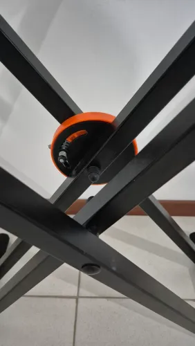 Suporte reforçado para teclado