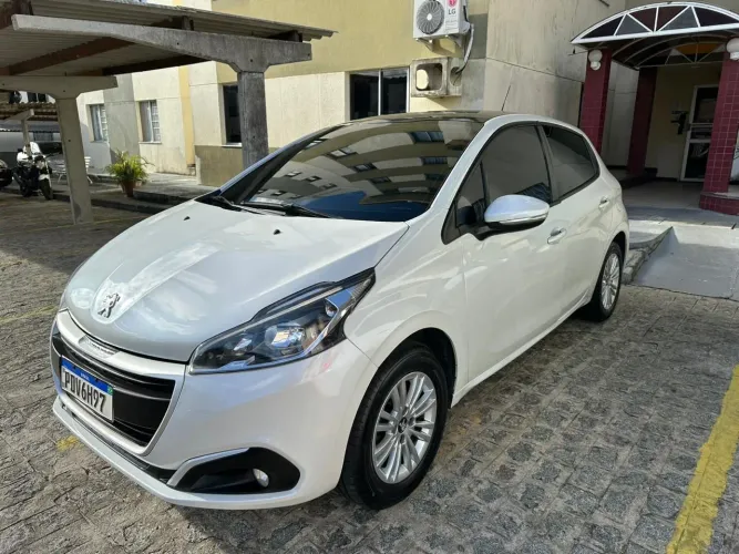 Peugeot 208 Allure 1.2 Flex 12V 5P Mec. 2019