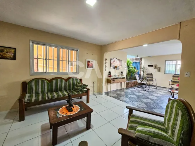 Casa em Lagoa Nova
