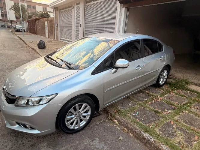 Honda Civic Sedan LXR 2.0 Flexone 16V Aut. 4P 2014